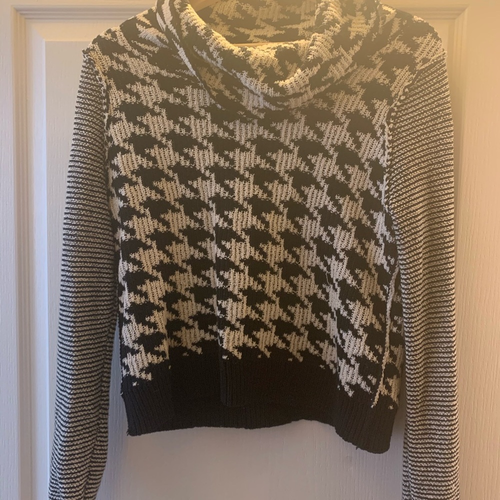 Lucky brand sweater